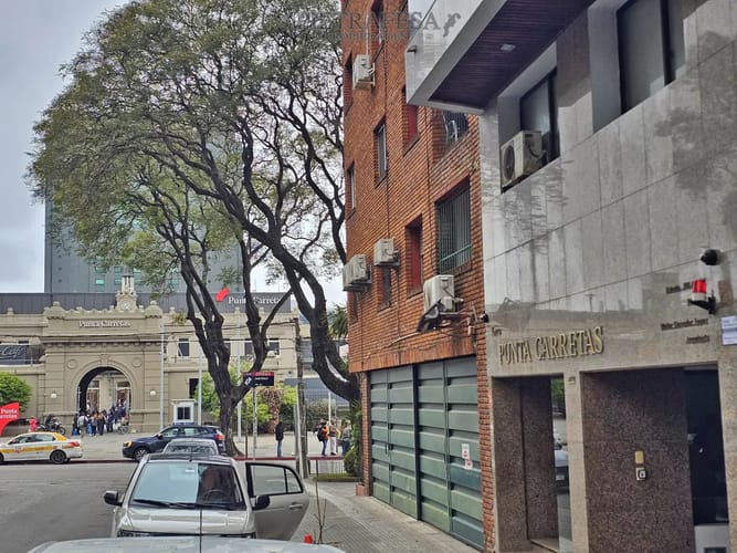 Apartamento en alquiler, monoambiente, 1 baño. Semi amueblado. Punta Carretas. · Foto 7