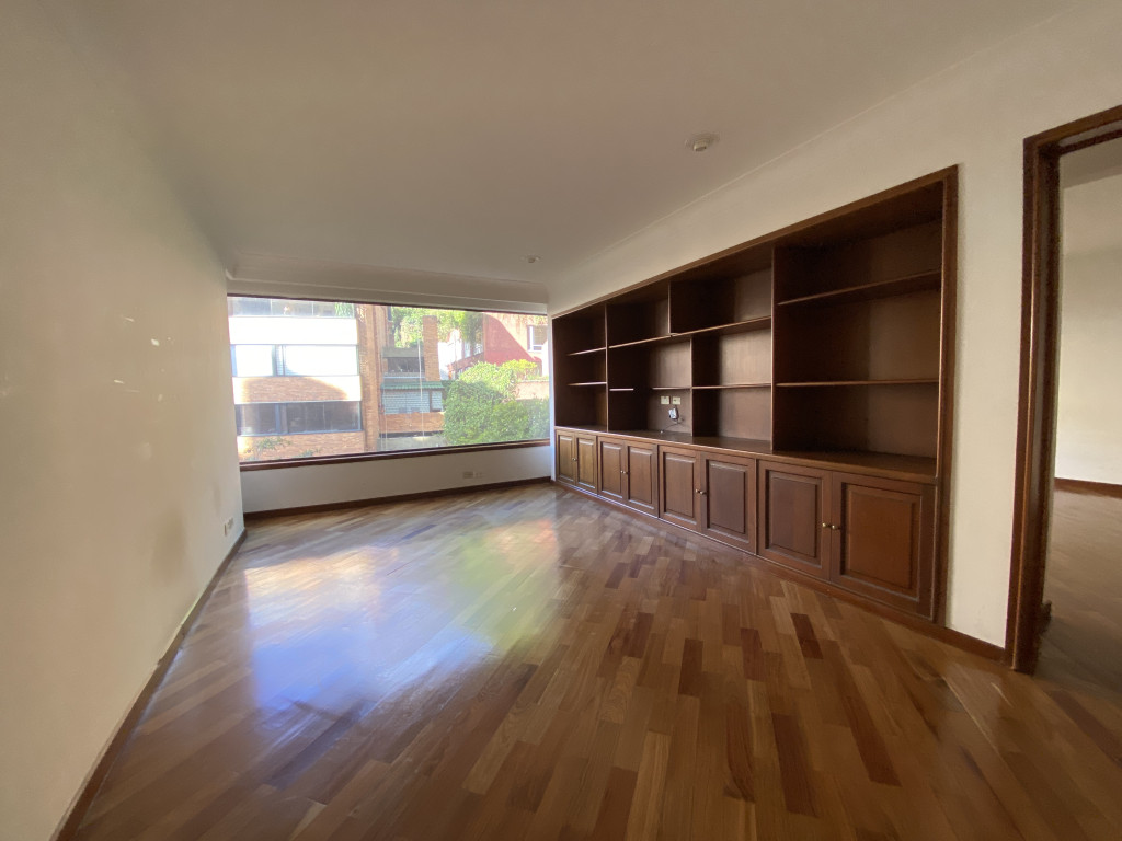 Apartamento en venta en Los Rosales, Bogotá · foto 19 de 22