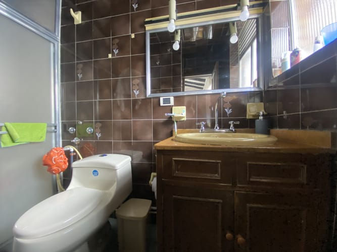 Casa de 3 alcobas en venta en Cedritos, Bogotá, 229 m² · foto 11 de 12