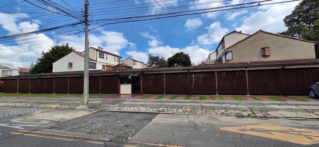 Casa en venta en Cedritos, Bogotá · foto 13 de 24