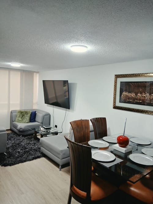Apartamento de 3 alcobas en venta en Prado Veraniego, Bogotá, 65 m² · foto 2 de 11