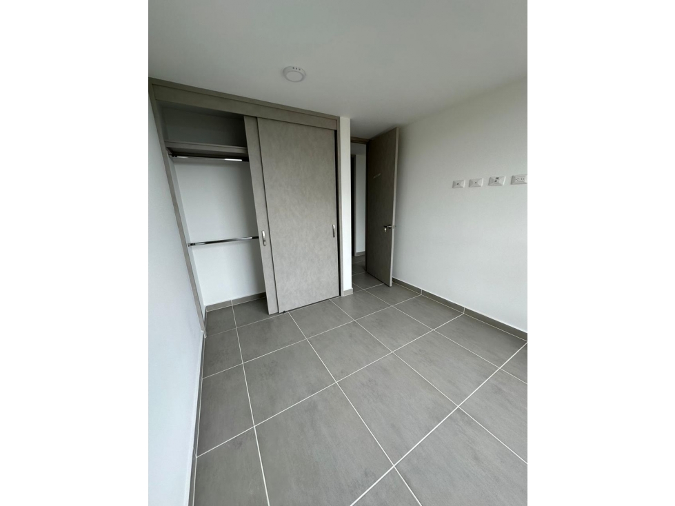 Apartamento en venta en Cr. Zonata, Armenia · foto 7 de 20
