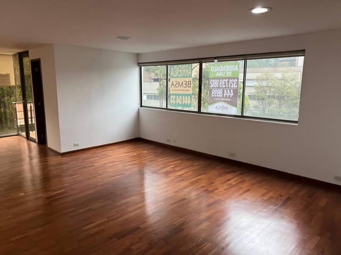 Oficina en arriendo en El Poblado, Medellín, 52 m² · foto 5 de 9