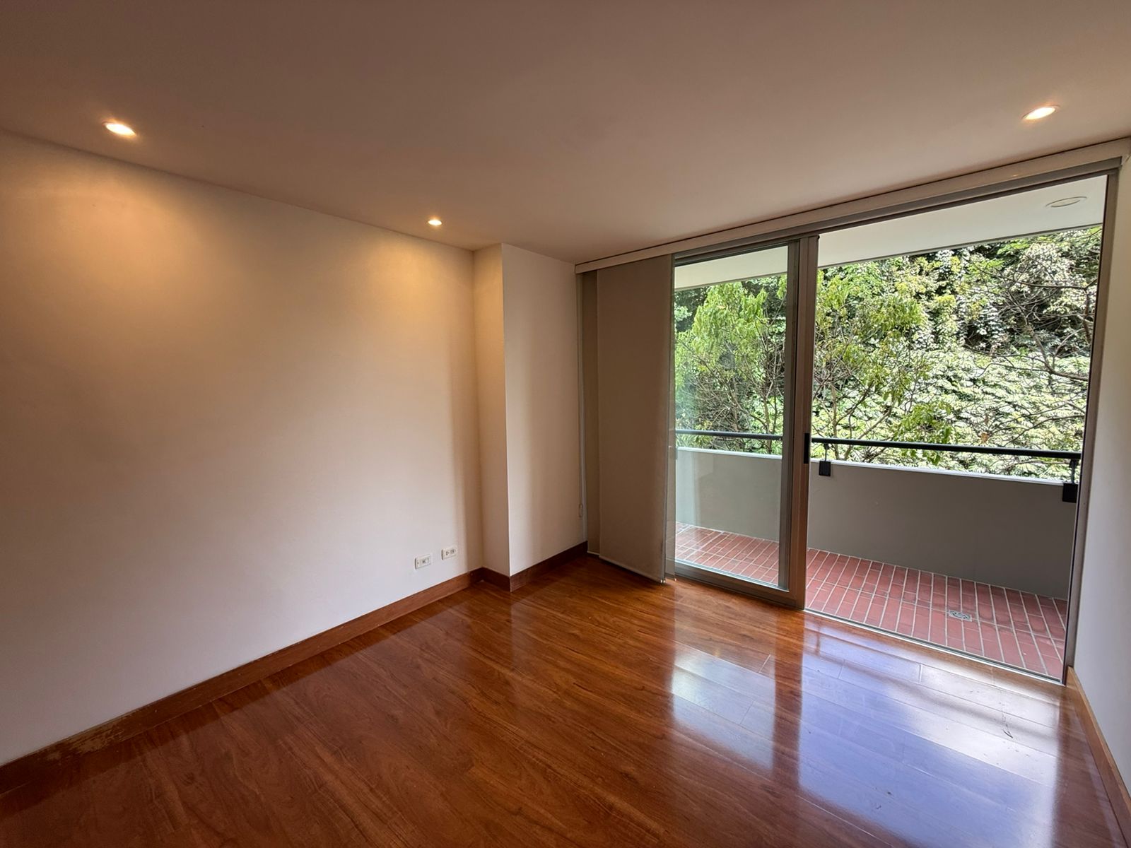 Apartamento en arriendo en El Poblado, Medellín · foto 9 de 10