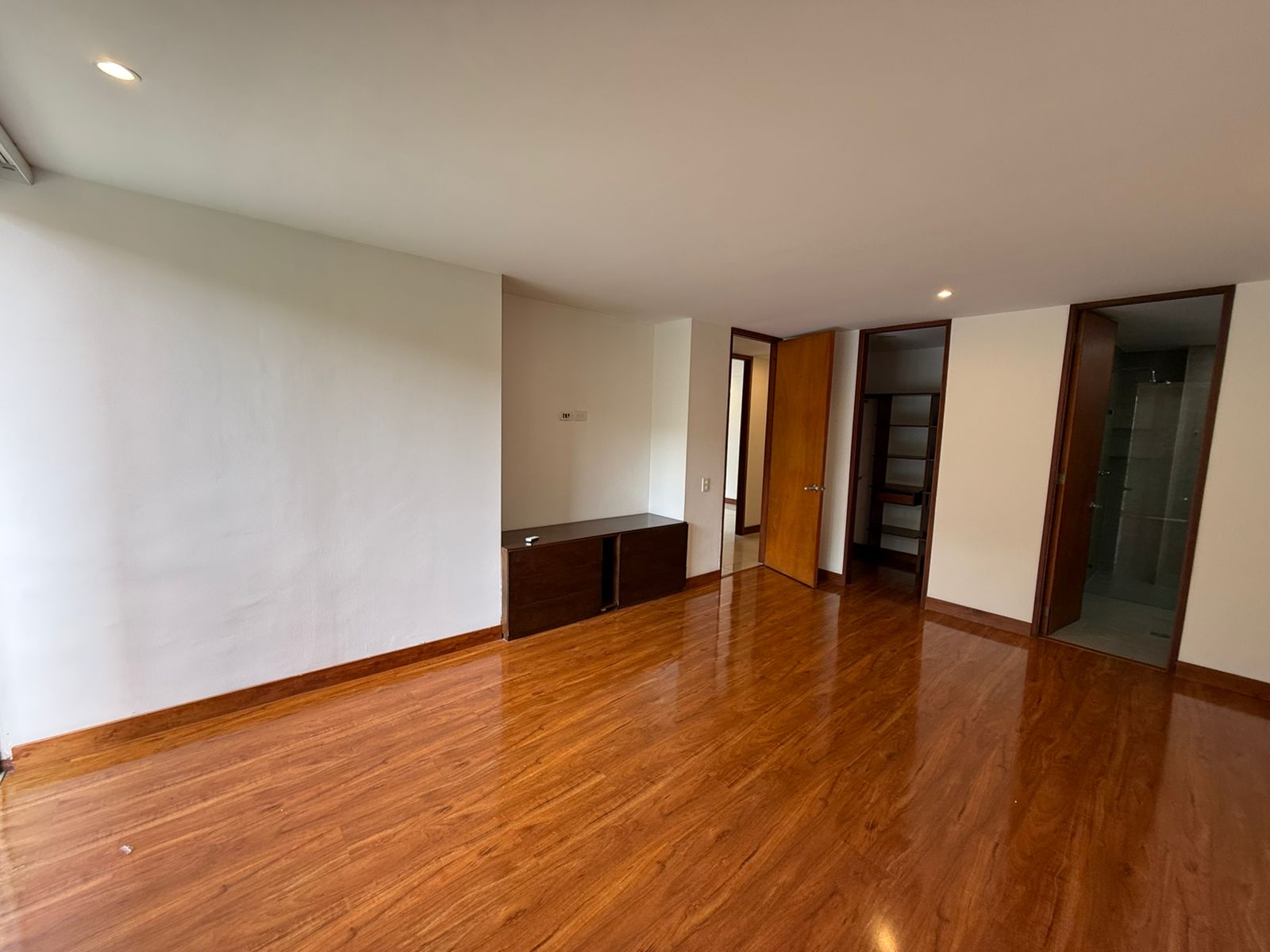 Apartamento en arriendo en El Poblado, Medellín · foto 10 de 10