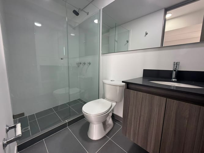 Apartamento de 2 alcobas en arriendo en Vía Las Palmas, Medellín, 65 m² · foto 12 de 14