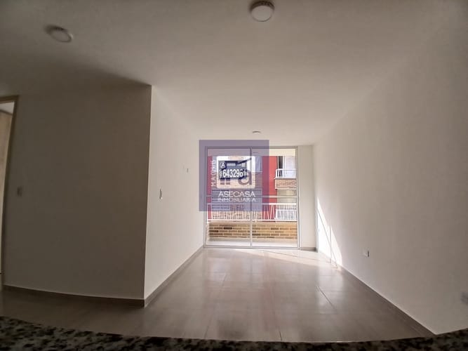 Apartamento de 3 alcobas en arriendo en Quintas Del Llanito, Girón, 64 m² · foto 2 de 19