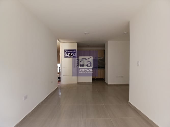 Apartamento de 3 alcobas en arriendo en Quintas Del Llanito, Girón, 64 m² · foto 3 de 19