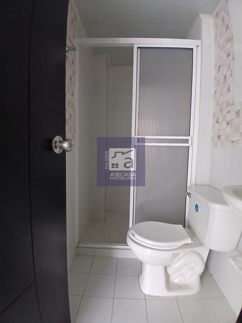 Apartamento de 3 alcobas en arriendo en Barroblanco, Piedecuesta, 62 m² · foto 9 de 18