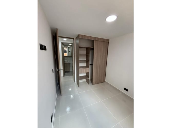 Apartamento de 3 alcobas en venta en Robledo, Medellín, 54 m² · foto 9 de 19
