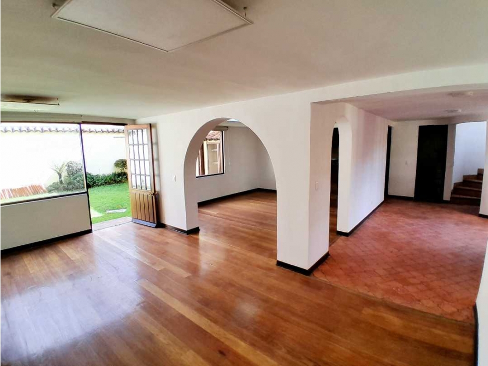 Casa en venta en Santa Ana, Bogotá · foto 3 de 10