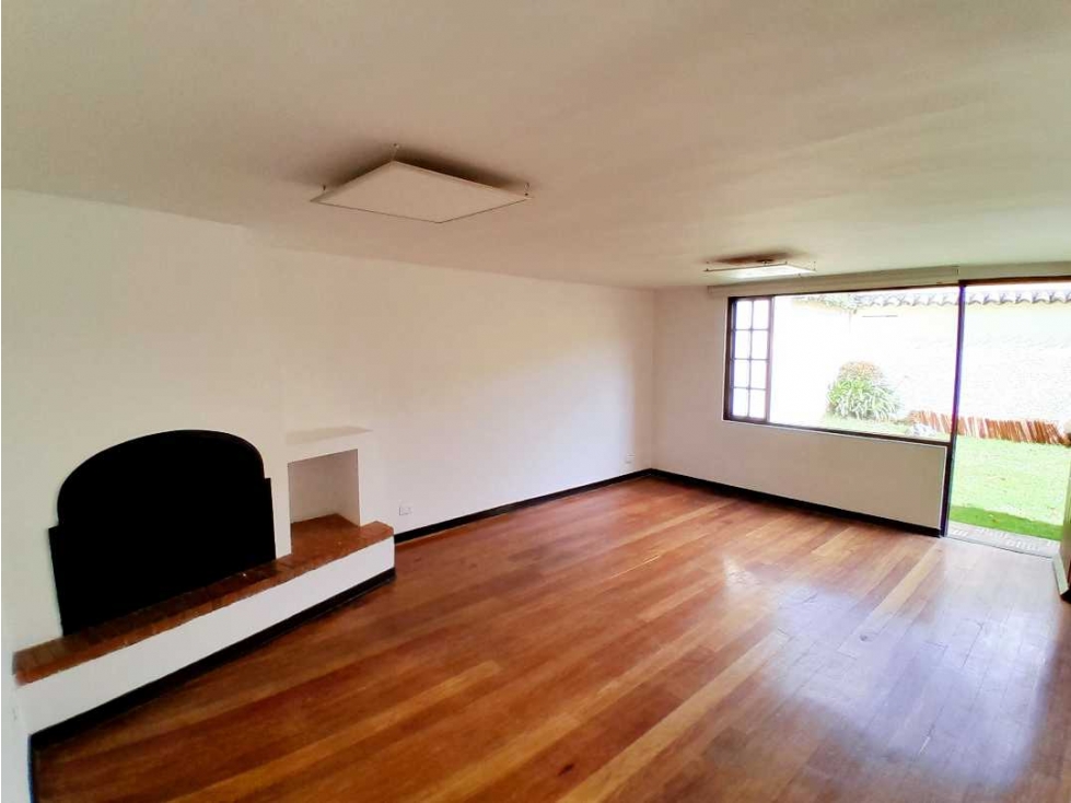 Casa en venta en Santa Ana, Bogotá · foto 4 de 10