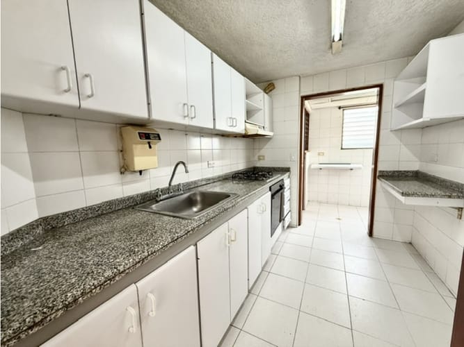 Apartamento de 3 alcobas en venta en Mayapan Las Vegas, Cali, 102 m² · foto 2 de 22