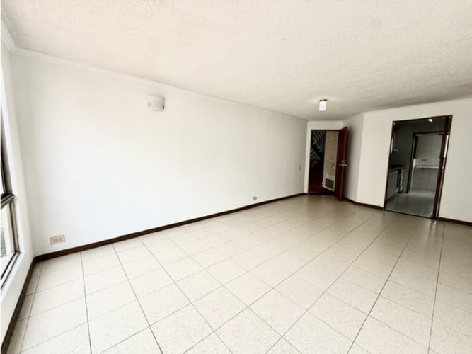Apartamento de 3 alcobas en venta en Mayapan Las Vegas, Cali, 102 m² · foto 5 de 22
