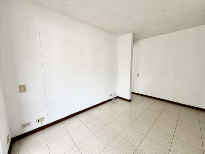 Apartamento de 3 alcobas en venta en Mayapan Las Vegas, Cali, 102 m² · foto 7 de 22
