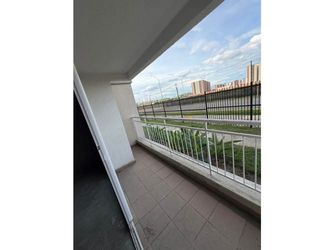 Apartamento de 2 alcobas en venta en Bochalema, Cali, 52 m² · foto 8 de 13