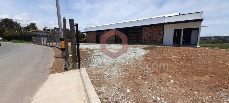 Bodega en arriendo en Centro, Rionegro, 260 m² · foto 6 de 12