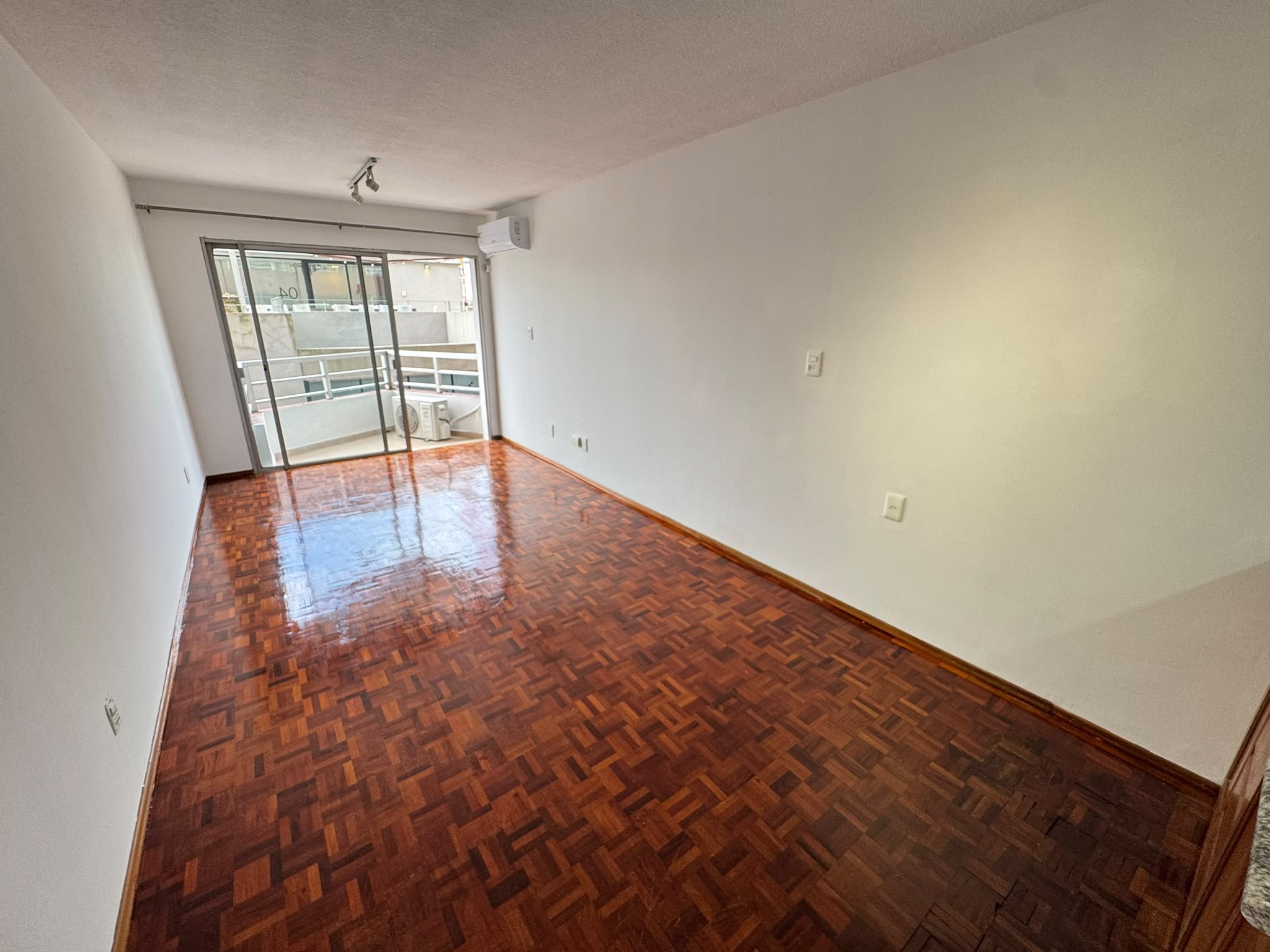 MONOAMBIENTE PUNTA CARRETAS PISO 4 CONTRAFRENTE · Foto 10