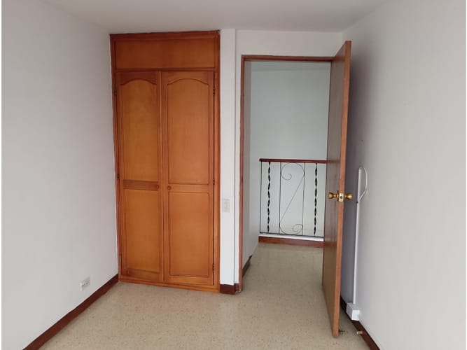 Apartamento en arriendo en La Castellana, Medellín, 90 m² · foto 11 de 21