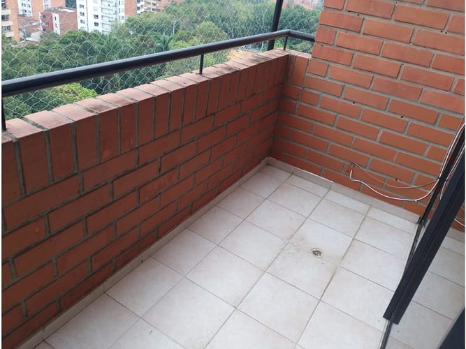 Apartamento en arriendo en La Castellana, Medellín, 90 m² · foto 19 de 21
