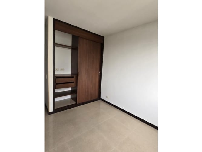 Apartamento de 3 alcobas en venta en El Gran Limonar Cataya, Cali, 87 m² · foto 10 de 13