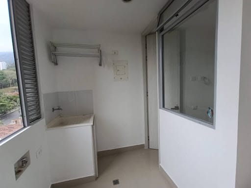 Apartamento de 3 alcobas en arriendo en El Diamante 2, Medellín, 152 m² · foto 7 de 20