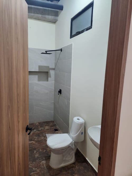 Local en arriendo en La Ceja, 152 m² · foto 7 de 8