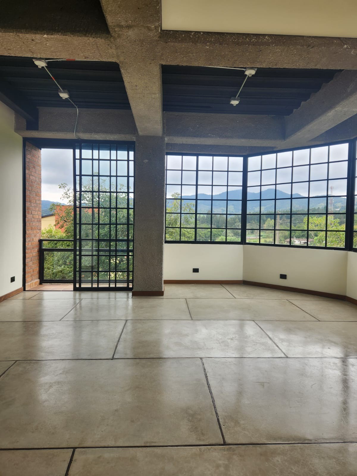 Apartamento en arriendo en La Ceja · foto 2 de 5