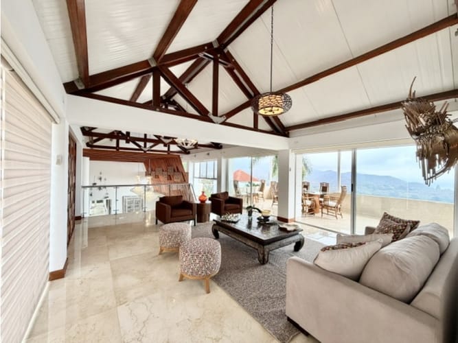 Casa de 4 alcobas en venta en Acopi, Cali, 830 m² · foto 11 de 24