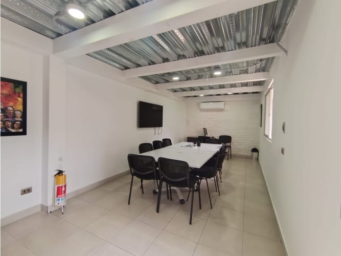 Casa de 8 alcobas en venta en Suramericana, Medellín, 423 m² · foto 14 de 24