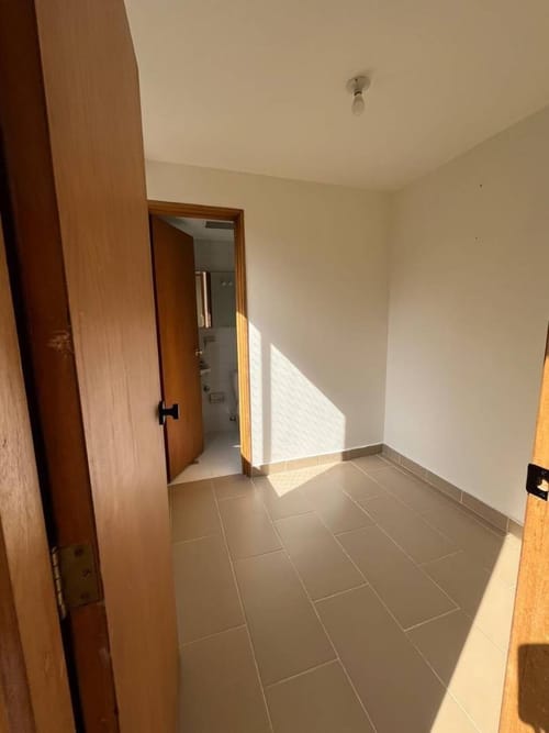 Apartamento de 3 alcobas en arriendo en Las Lomas, Medellín, 95 m² · foto 6 de 11