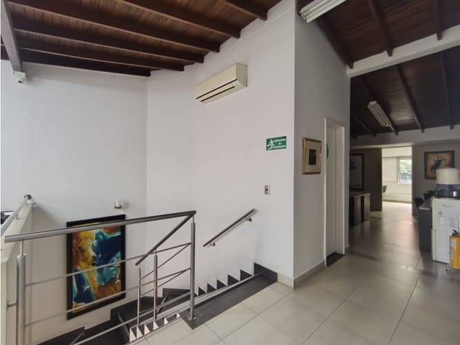 Casa de 8 alcobas en venta en Suramericana, Medellín, 423 m² · foto 22 de 24