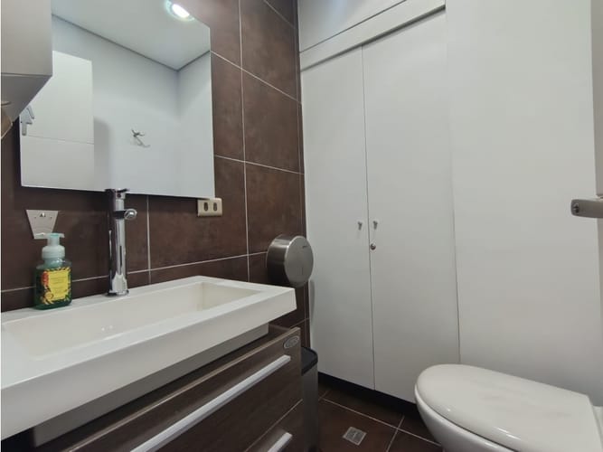 Casa de 8 alcobas en venta en Suramericana, Medellín, 423 m² · foto 24 de 24
