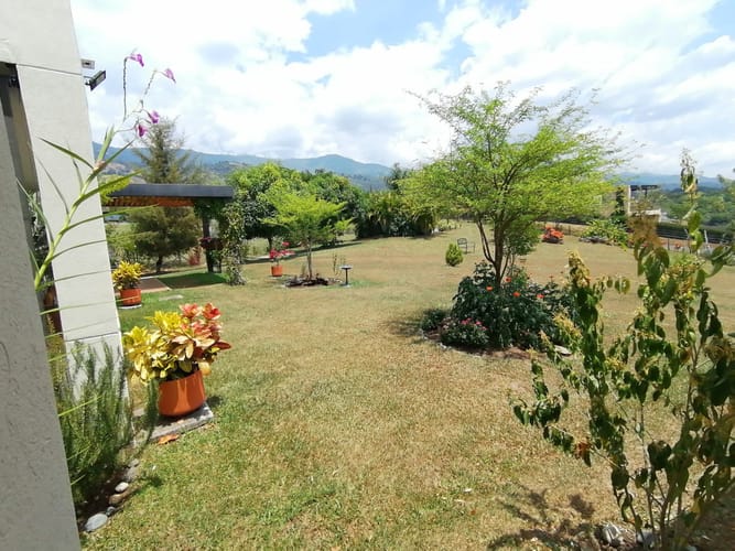 Casa de 3 alcobas en venta en Tablones, Palmira, 263 m² · foto 12 de 24