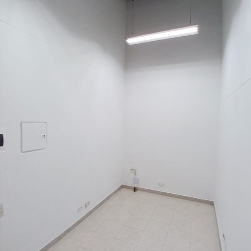 Local en arriendo en Cañaveral, Floridablanca, 11 m² · foto 6 de 8