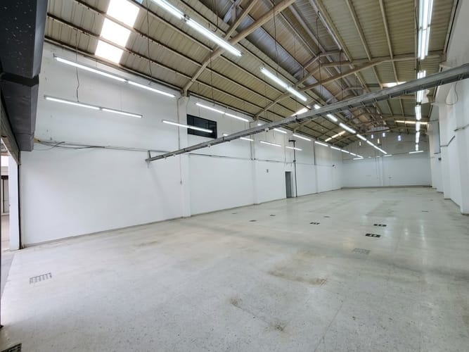 Local en arriendo en Hoyo Grande, Piedecuesta, 350 m² · foto 2 de 6