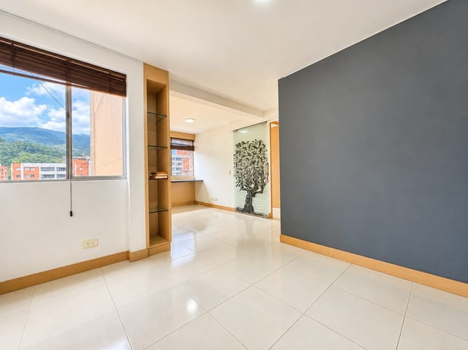Apartamento en venta en Prados De Sabaneta, Sabaneta · foto 7 de 9