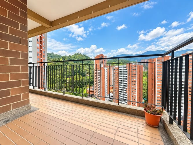 Apartamento en venta en Prados De Sabaneta, Sabaneta · foto 2 de 9