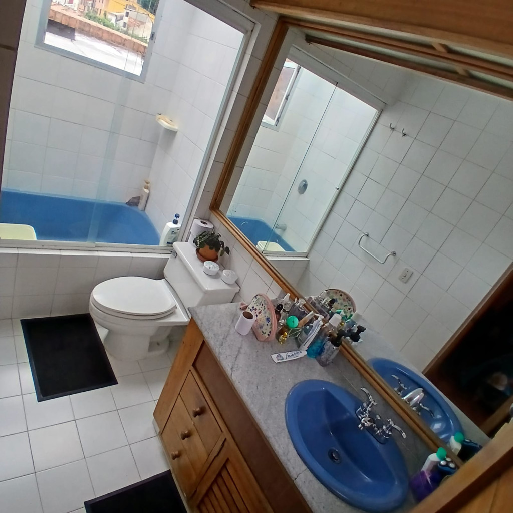 Casa en venta en Cedro Golf, Bogotá · foto 9 de 24
