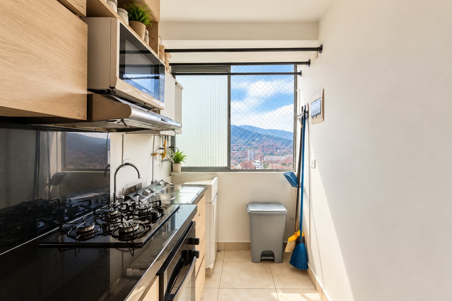 Apartamento en venta en La Cuenca, Envigado · foto 5 de 11