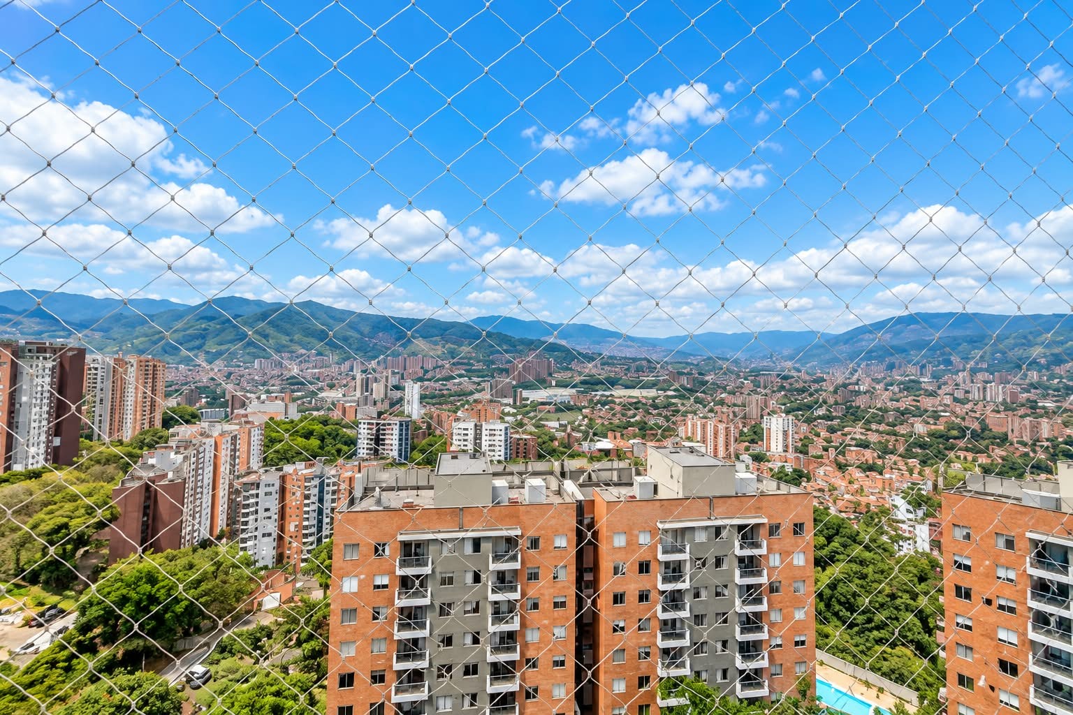 Apartamento en venta en La Cuenca, Envigado · foto 3 de 11