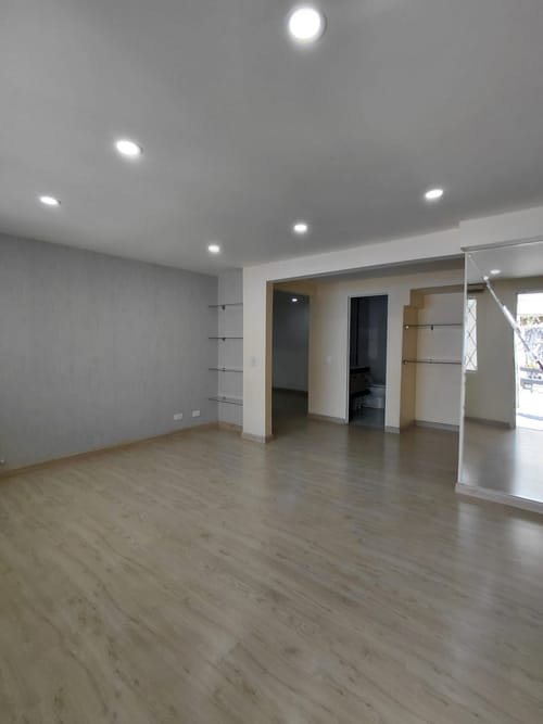 Casa de 5 alcobas en venta en Villa Del Prado, Bogotá, 186 m² · foto 3 de 24