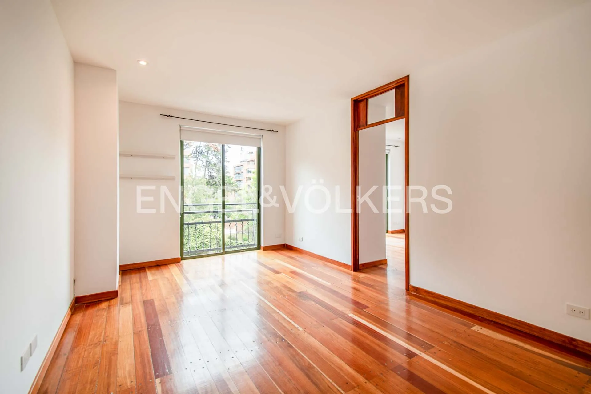 Apartamento en venta en Los Rosales, Bogotá · foto 13 de 19