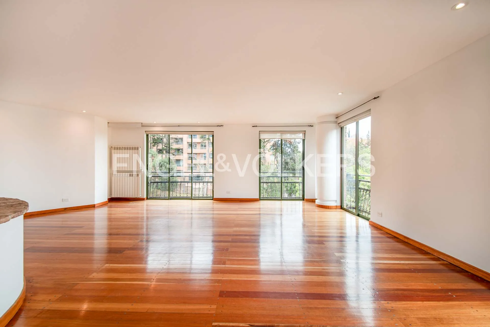 Apartamento en venta en Los Rosales, Bogotá · foto 5 de 19