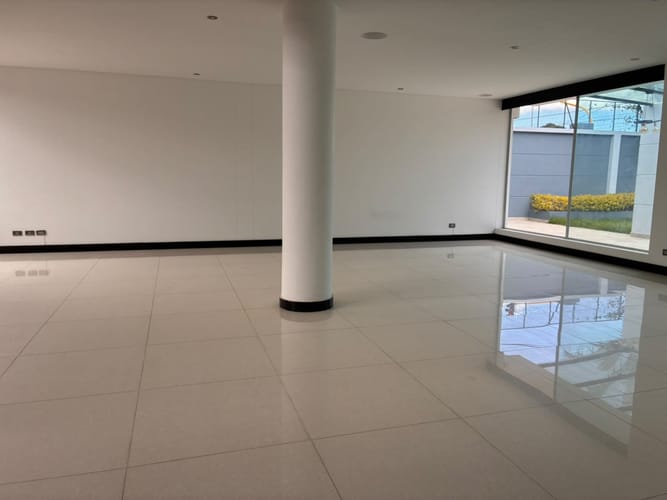 Apartamento de 5 alcobas en venta en San Jose De Bavaria, Bogotá, 509 m² · foto 7 de 13