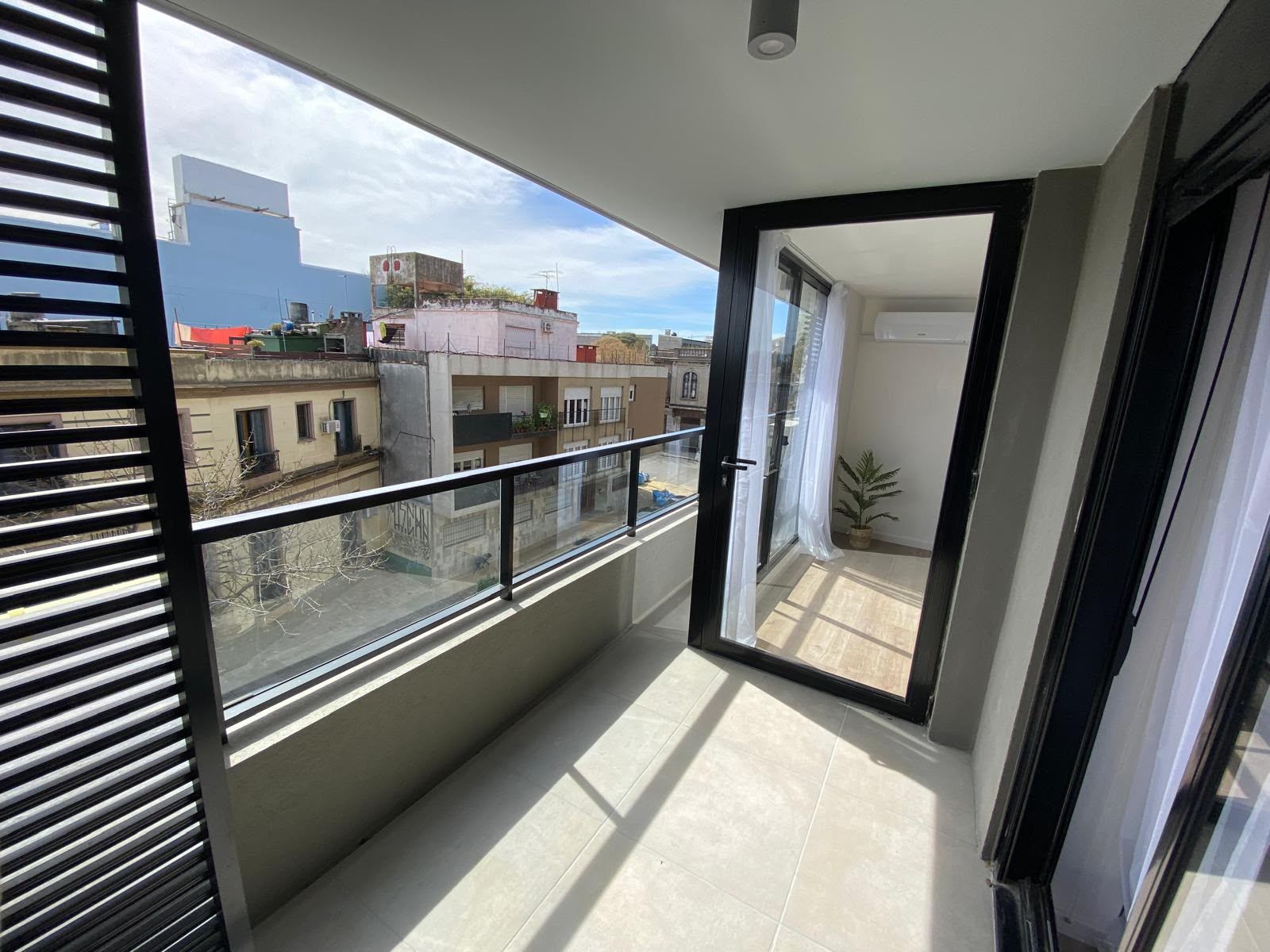Apartamento en alquiler en Tres Cruces · Foto 9