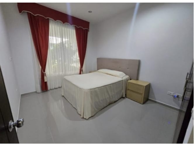 Casa de 4 alcobas en venta en La Libertad, Neiva, 300 m² · foto 15 de 18