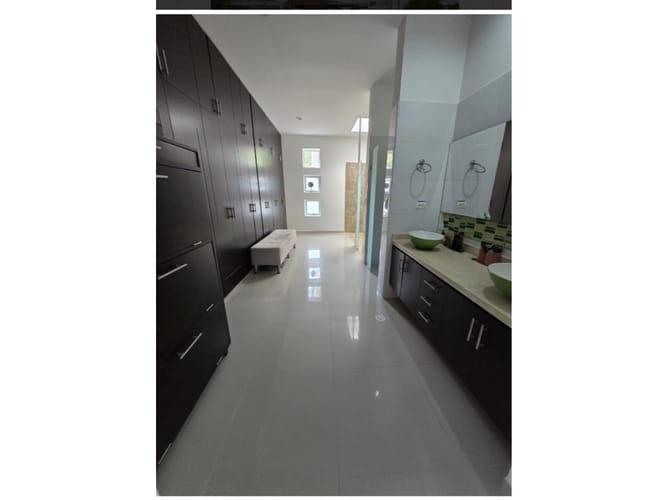 Casa de 4 alcobas en venta en La Libertad, Neiva, 300 m² · foto 17 de 18