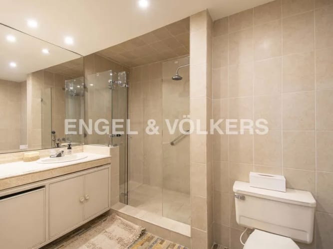 Apartamento en venta en Los Rosales, Bogotá · foto 9 de 13