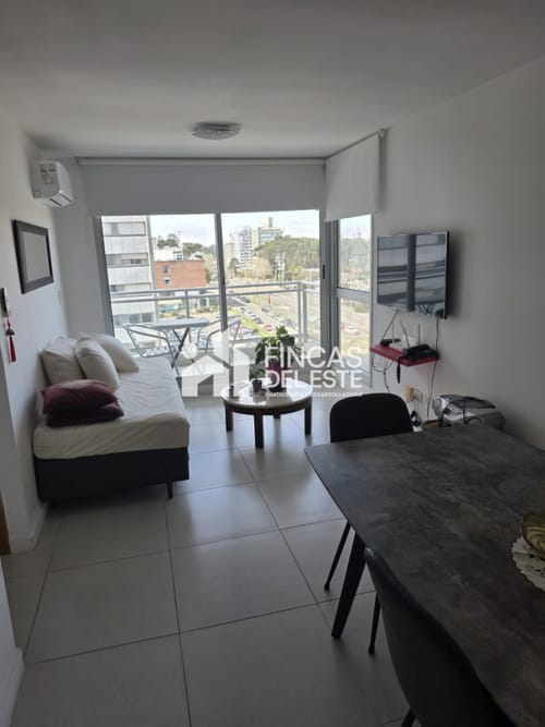 Apartamento en alquiler con muy buenos servicios